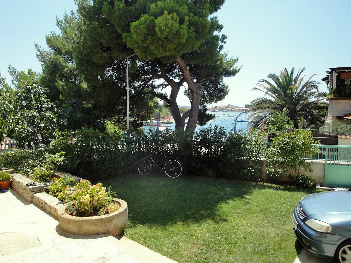 Apartment Ante-2 By Interhome Brodarica  Esterno foto